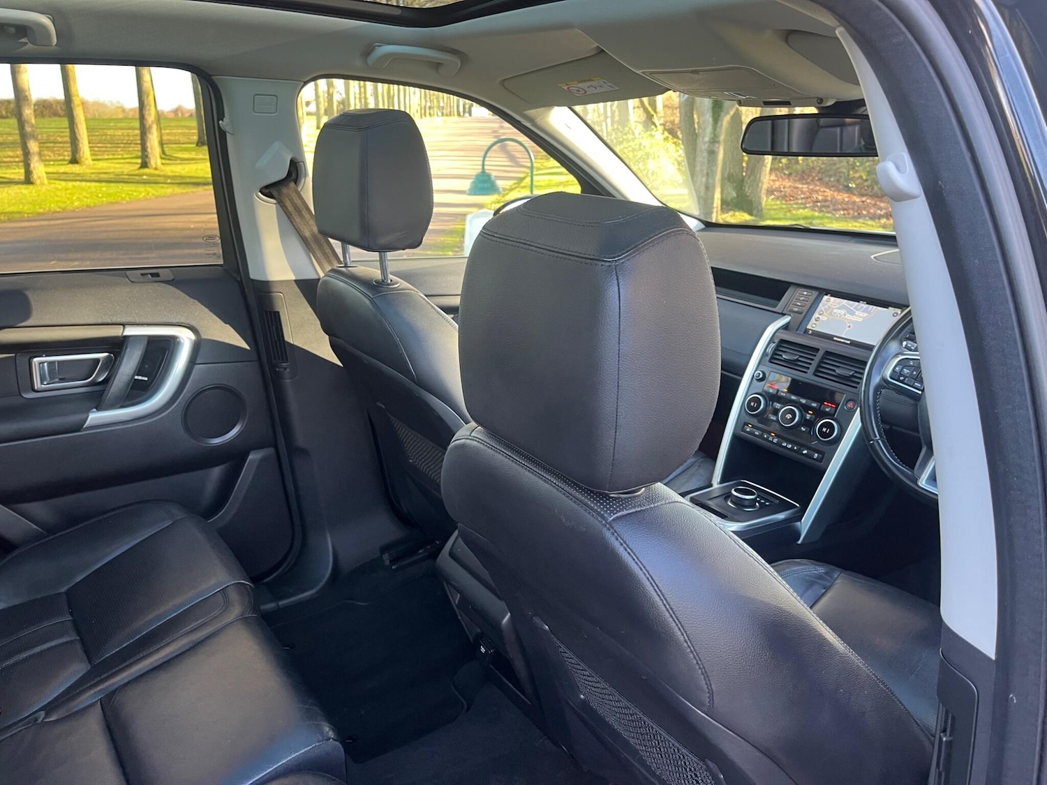 Used Land Rover Discovery Sport 2016 for sale - 76801047: Photo 37