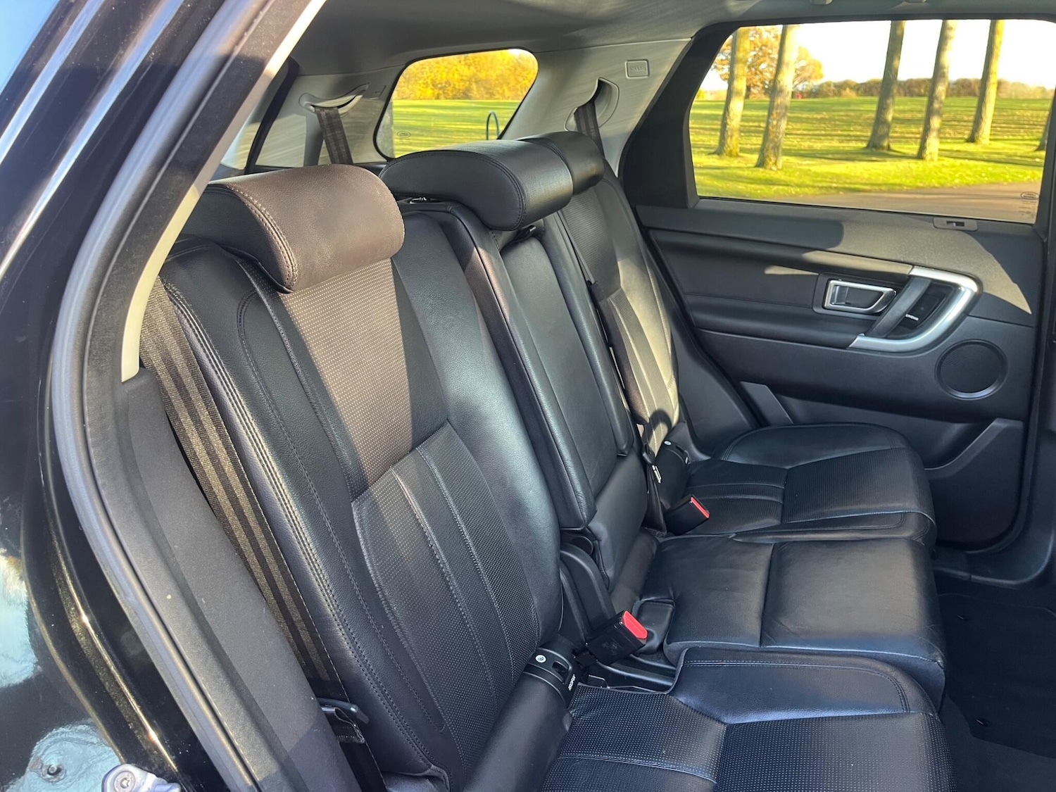 Used Land Rover Discovery Sport 2016 for sale - 76801047: Photo 38