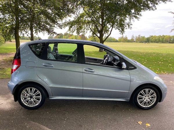 Used Mercedes-Benz A-Class 2010 for sale - 76109017: Photo 16