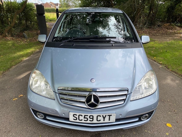 Used Mercedes-Benz A-Class 2010 for sale - 76109017: Photo 3