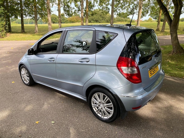 Used Mercedes-Benz A-Class 2010 for sale - 76109017: Photo 5