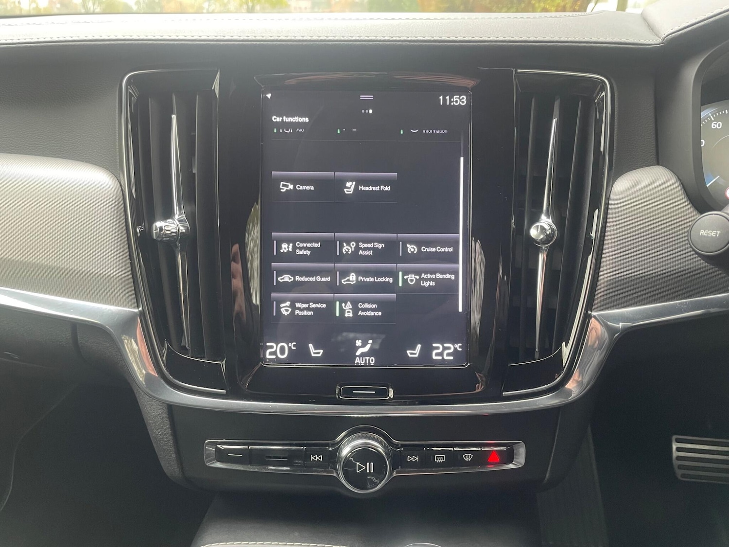 Used Volvo S90 2019 for sale - 76608334: Photo 29