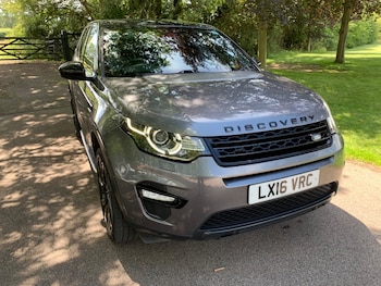 Used Land Rover Discovery Sport 2016 for sale - 78982965: Photo