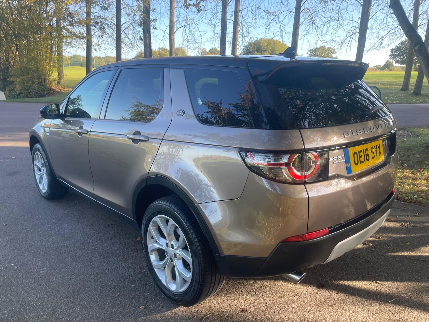 Used Land Rover Discovery Sport 2016 for sale - 76370185: Photo 10