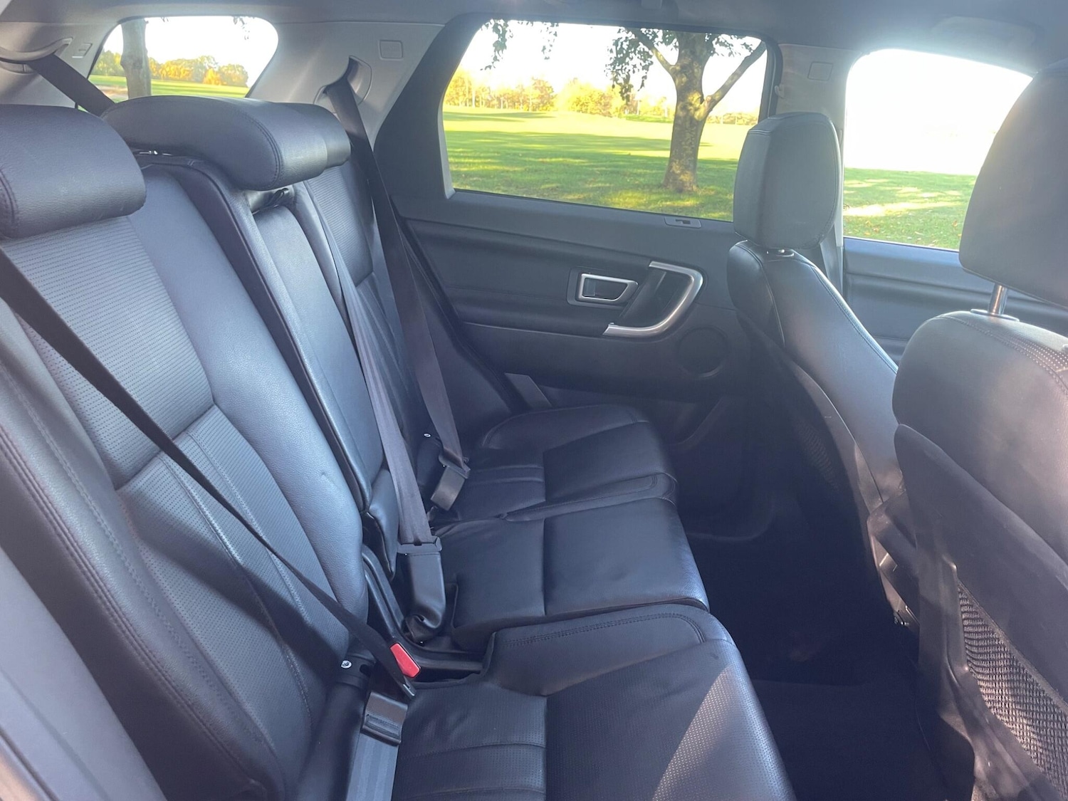 Used Land Rover Discovery Sport 2016 for sale - 76370185: Photo 21