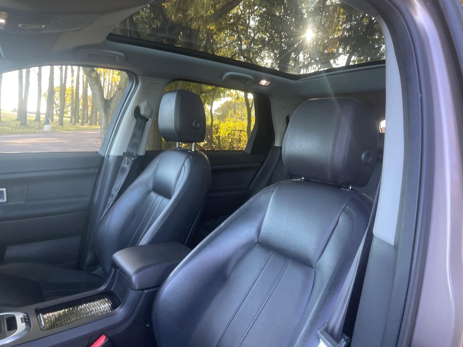 Used Land Rover Discovery Sport 2016 for sale - 76370185: Photo 27