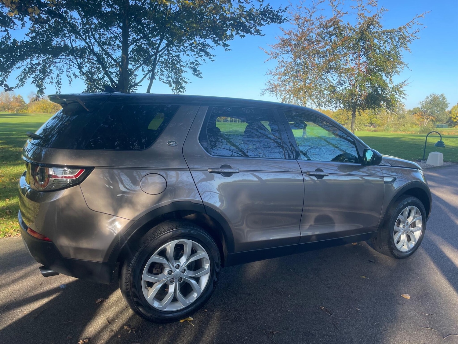 Used Land Rover Discovery Sport 2016 for sale - 76370185: Photo 8
