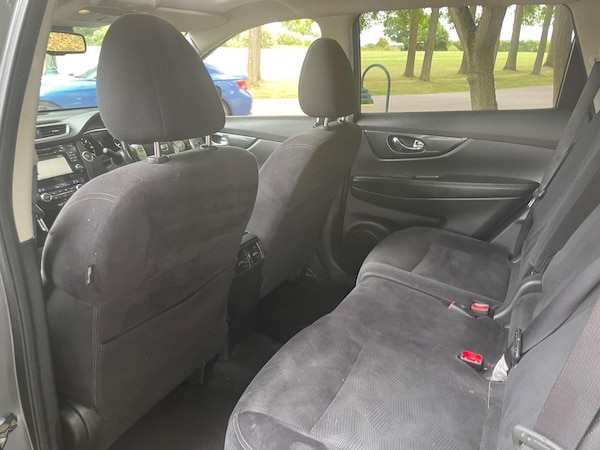Used Nissan X-Trail 2015 for sale - 75622821: Photo 32