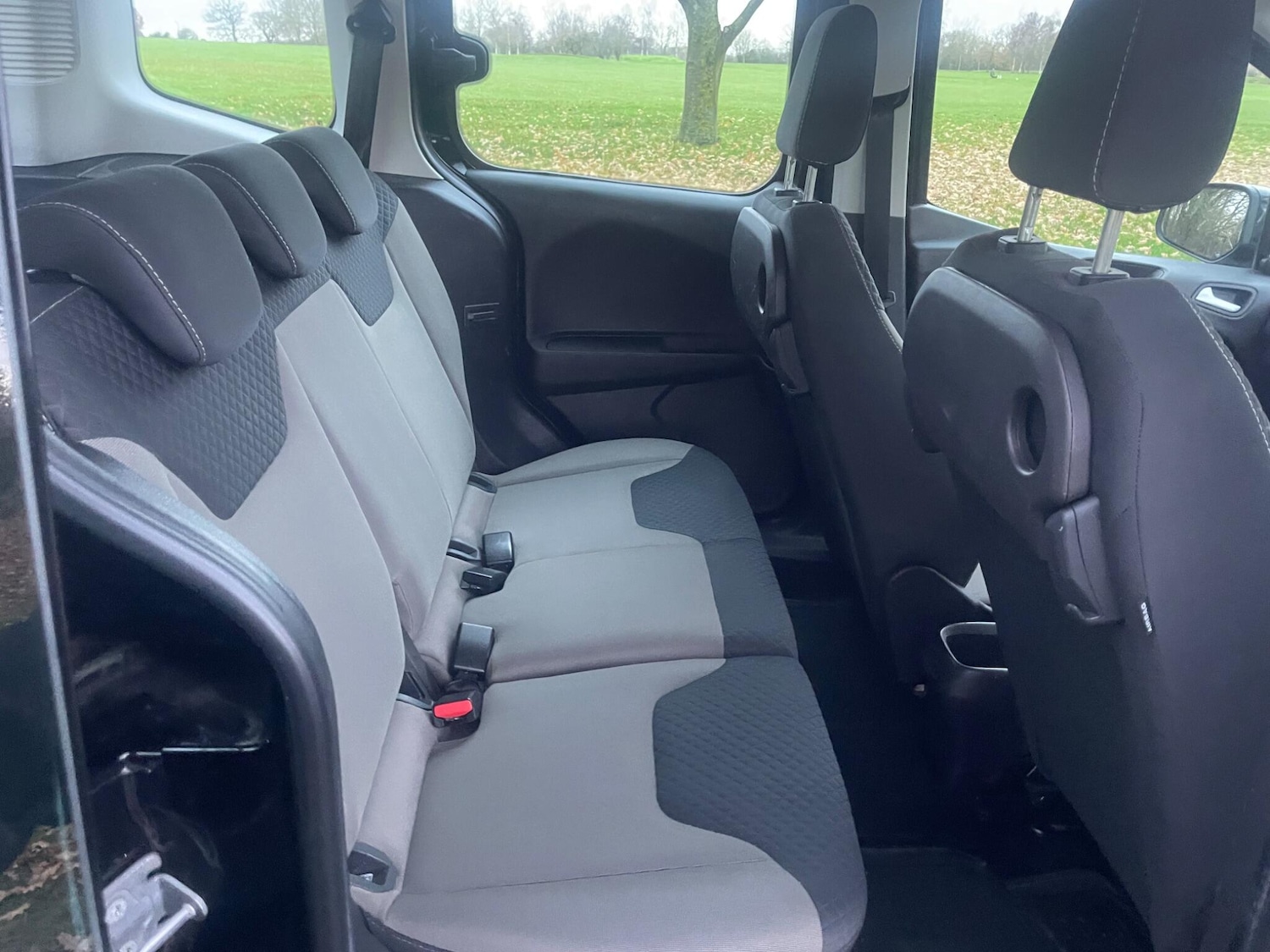 Used Ford Tourneo Courier 2019 for sale - 76887187: Photo 20