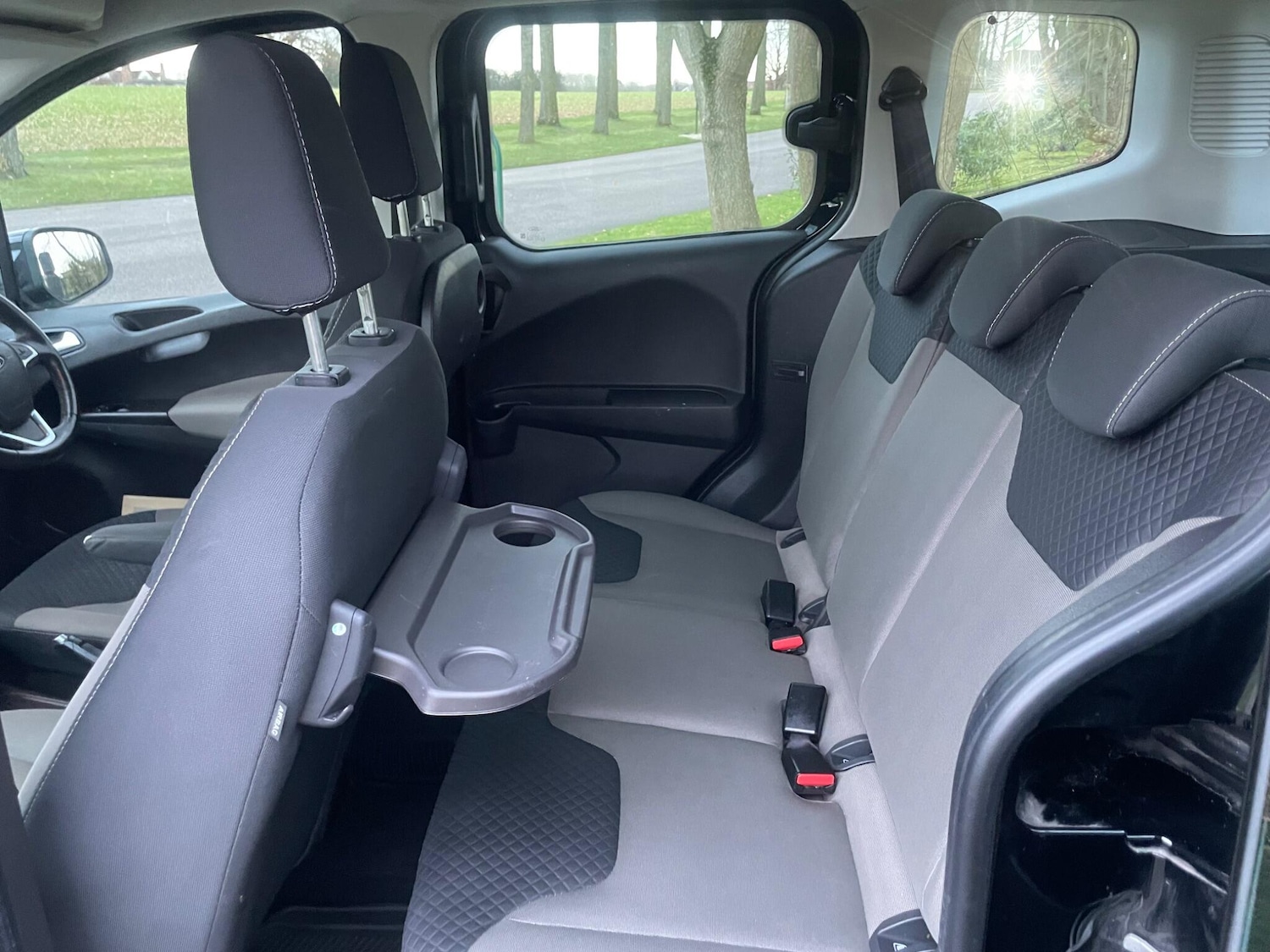 Used Ford Tourneo Courier 2019 for sale - 76887187: Photo 24