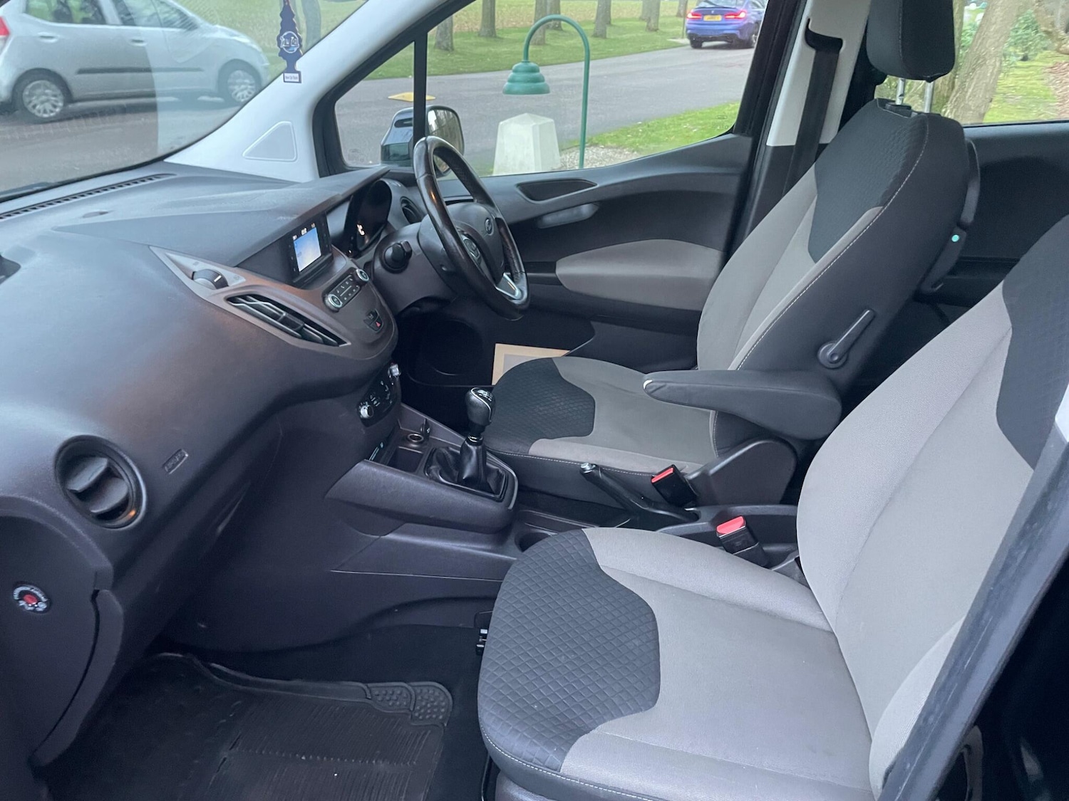 Used Ford Tourneo Courier 2019 for sale - 76887187: Photo 25