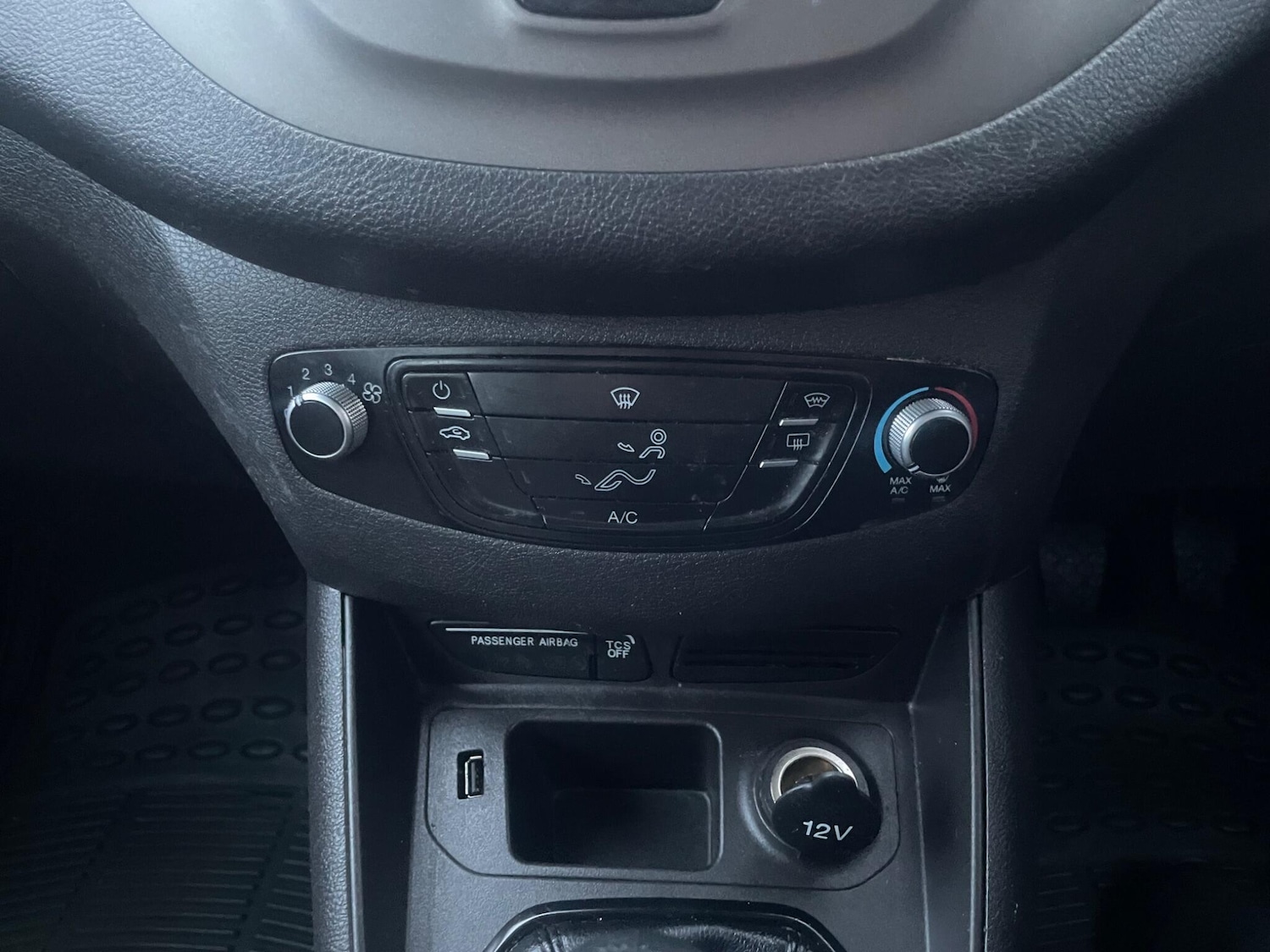 Used Ford Tourneo Courier 2019 for sale - 76887187: Photo 26