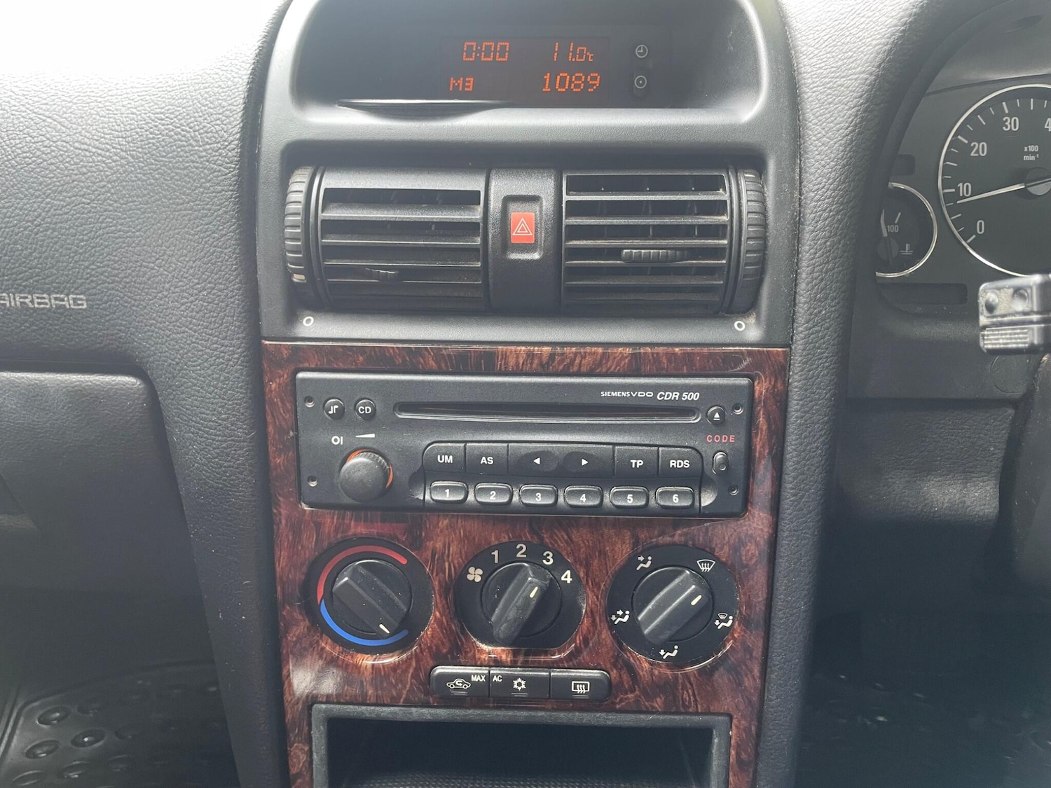 Used Vauxhall Astra 2003 for sale - 76094512: Photo 30