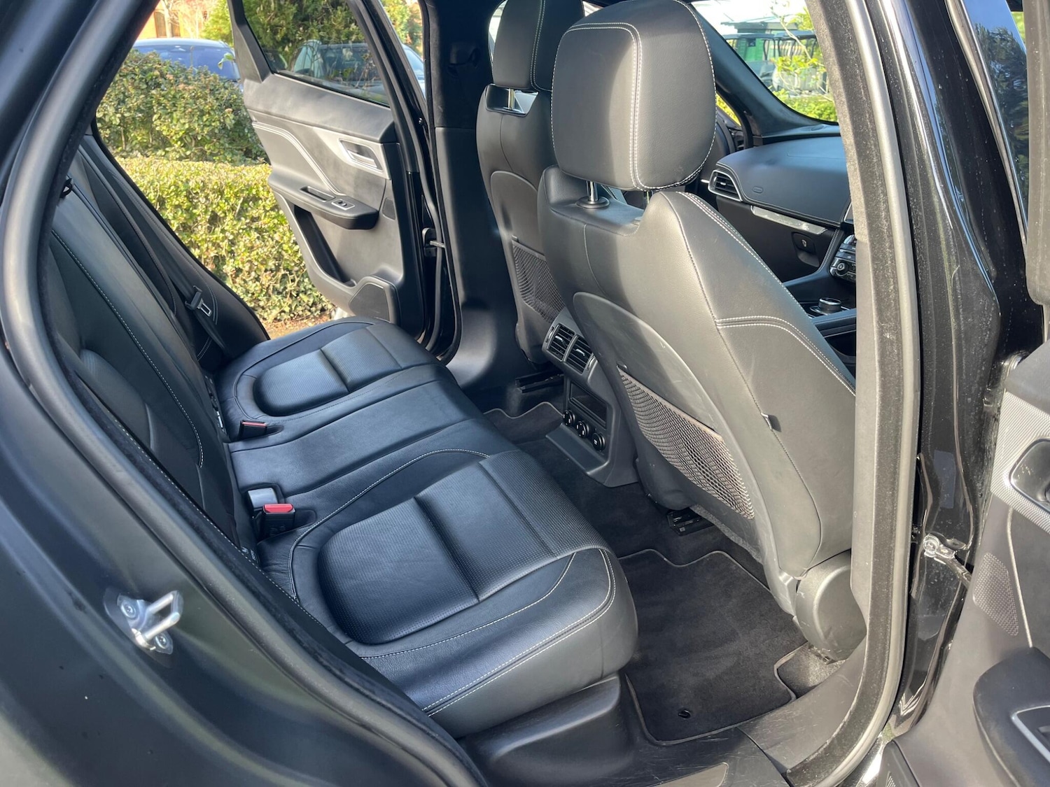 Used Jaguar F-Pace 2020 for sale - 76645912: Photo 30