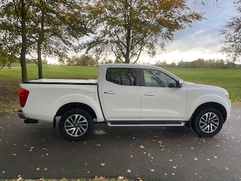 Used Nissan Navara 2016 for sale - 76432400: Photo