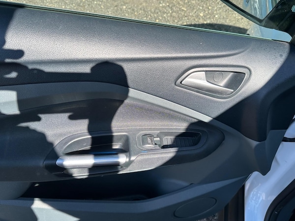 Used Ford C-Max 2012 for sale - 74187427: Photo 39