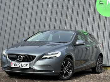 Used Volvo V40 2019 for sale - 74465045: Photo