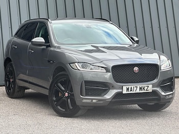 Used Jaguar F-Pace 2017 for sale - 75949055: Photo