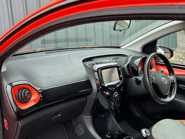 Used Toyota AYGO 2014 for sale - 74188068: Photo 32