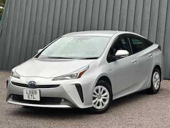 Used Toyota Prius 2024 for sale - 76188806: Photo 2