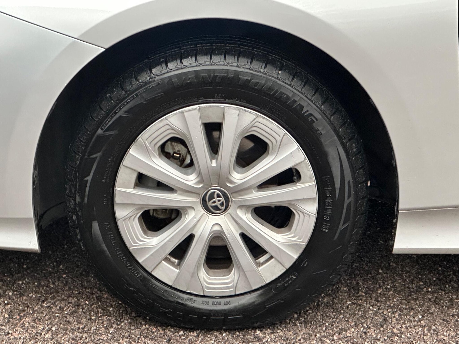 Used Toyota Prius 2024 for sale - 76188806: Photo 32