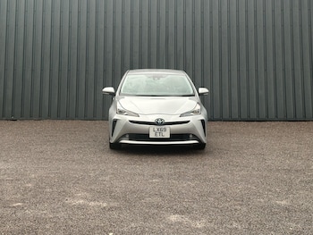 Used Toyota Prius 2024 for sale - 76188806: Photo 3