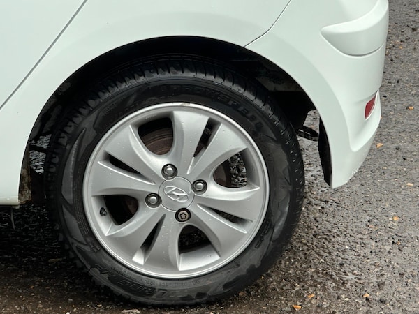 Used Hyundai i10 2012 for sale - 75269352: Photo 14