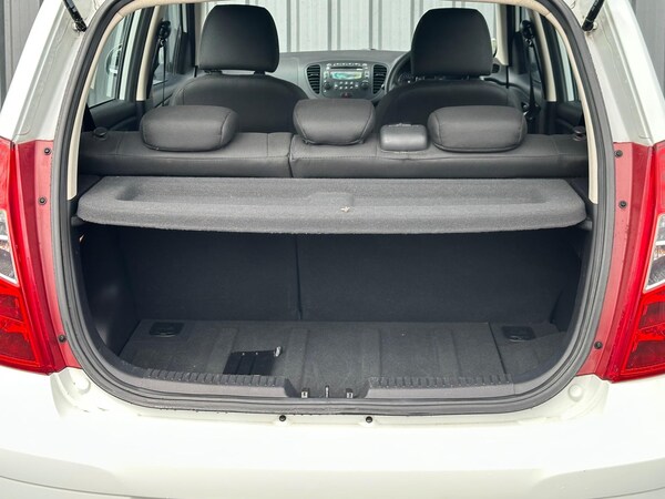 Used Hyundai i10 2012 for sale - 75269352: Photo 47
