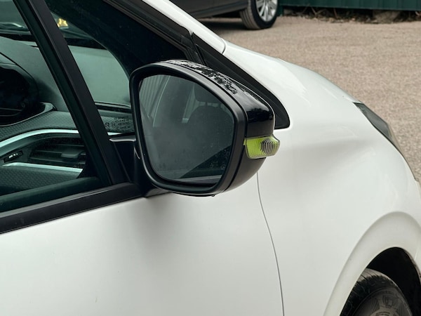 Used Peugeot 208 2016 for sale - 75351889: Photo 32