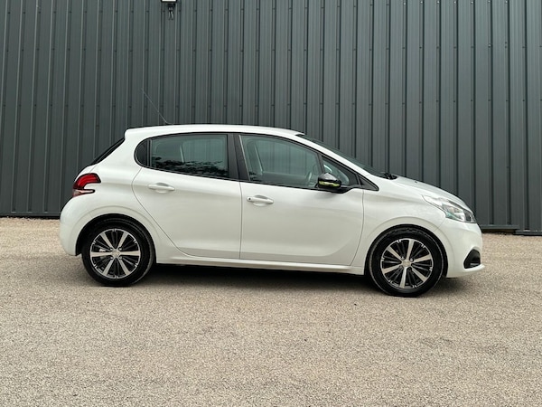 Used Peugeot 208 2016 for sale - 75351889: Photo 4