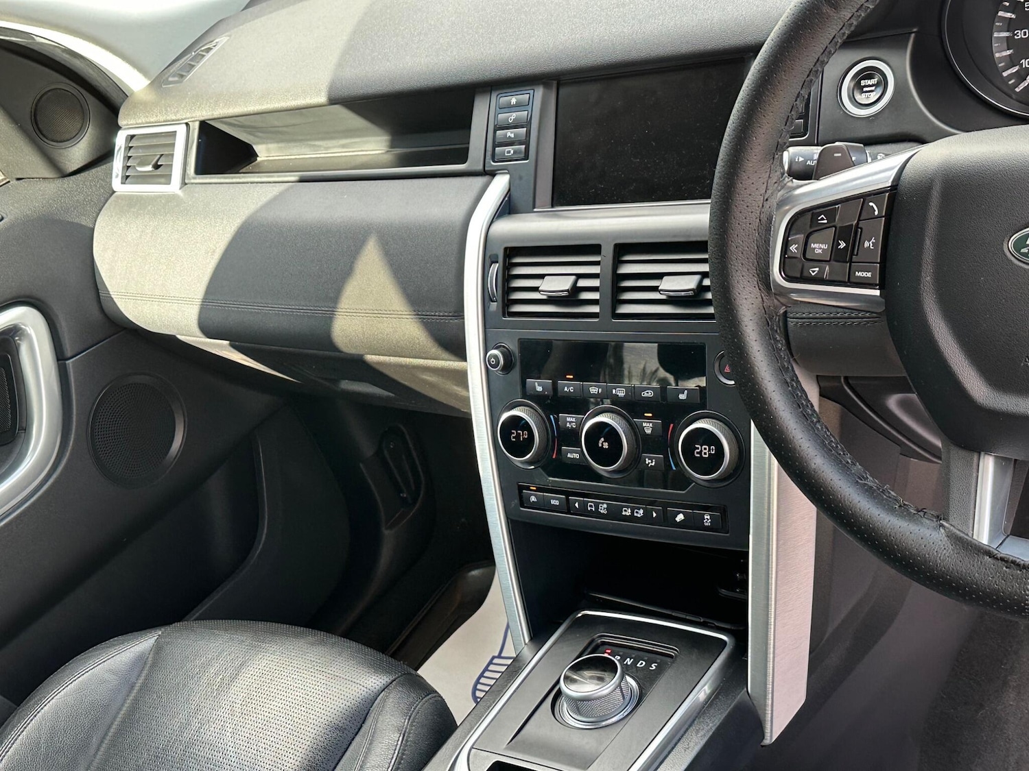 Used Land Rover Discovery Sport 2016 for sale - 76381212: Photo 22