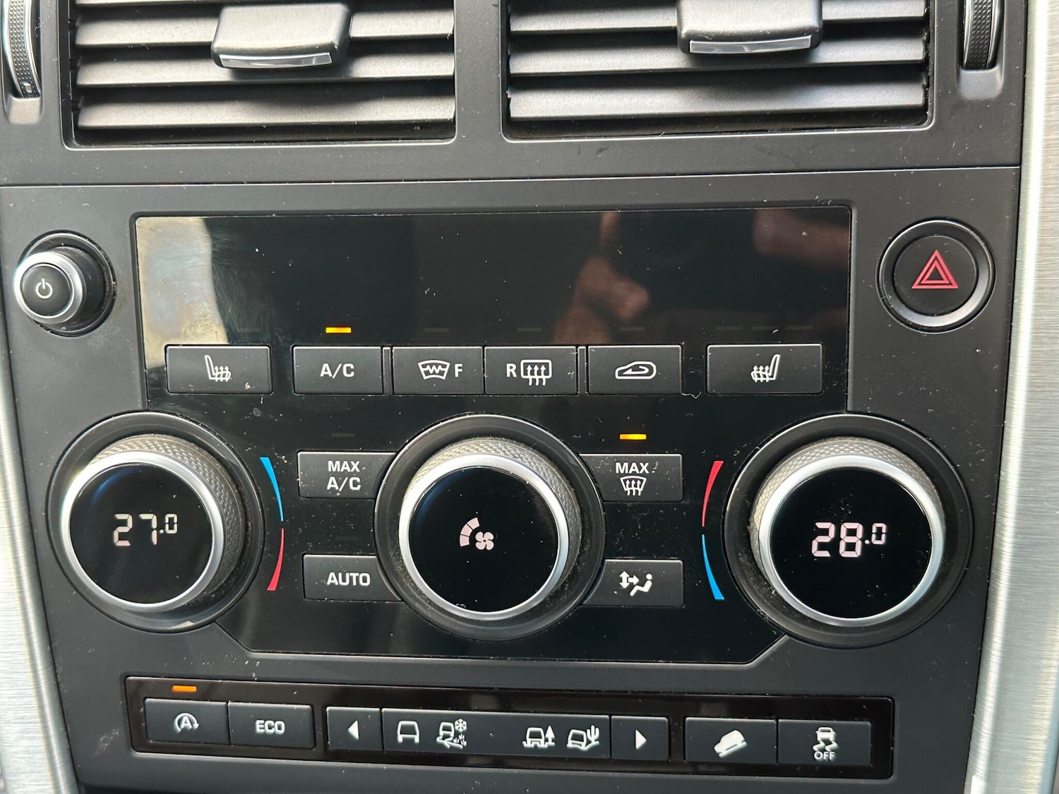 Used Land Rover Discovery Sport 2016 for sale - 76381212: Photo 32