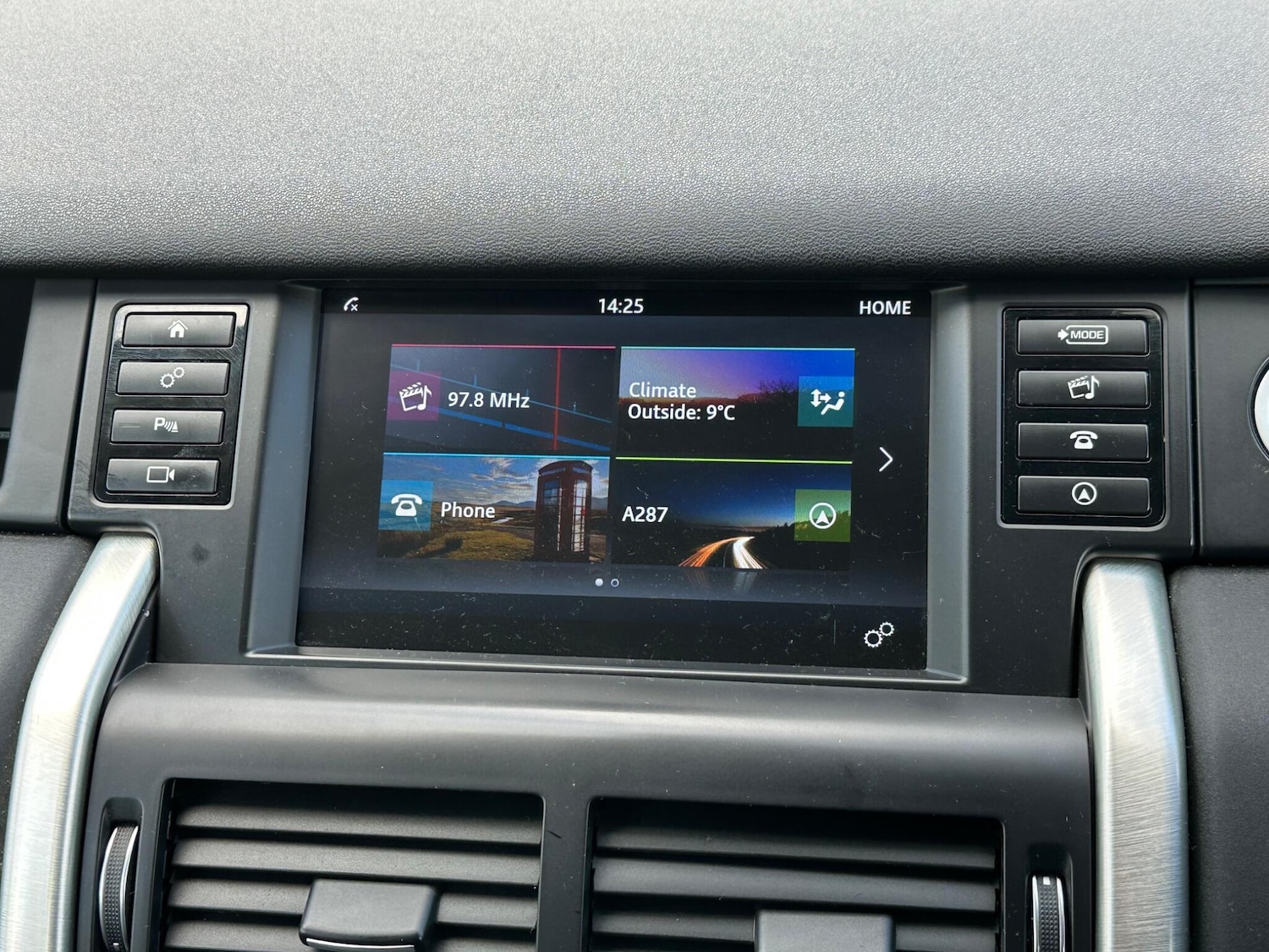 Used Land Rover Discovery Sport 2016 for sale - 76381212: Photo 35