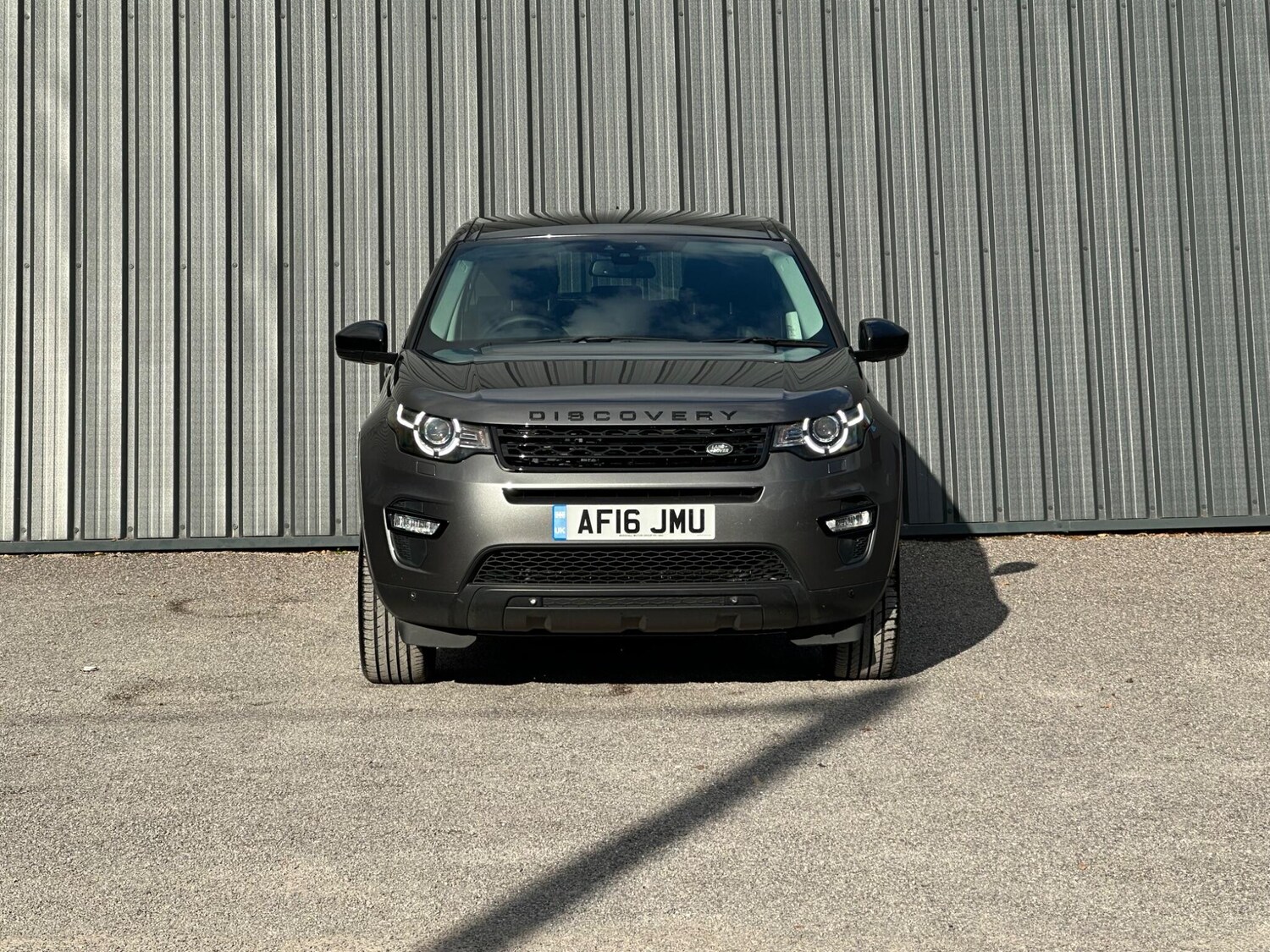 Used Land Rover Discovery Sport 2016 for sale - 76381212: Photo 4