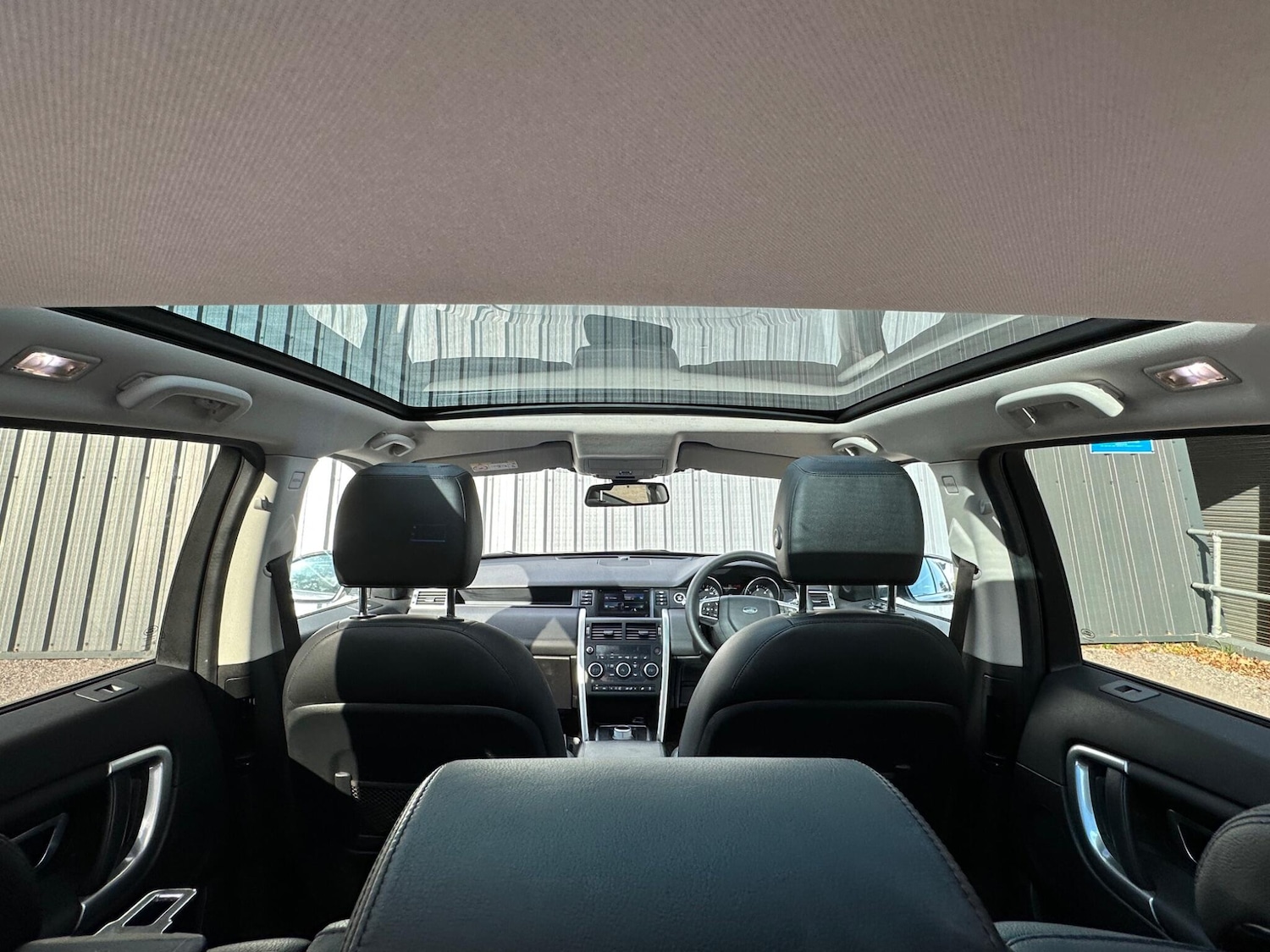 Used Land Rover Discovery Sport 2016 for sale - 76381212: Photo 62