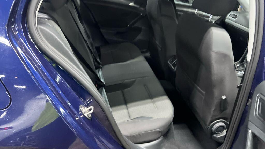 Used Volkswagen Golf 2018 for sale - 76108526: Photo 8