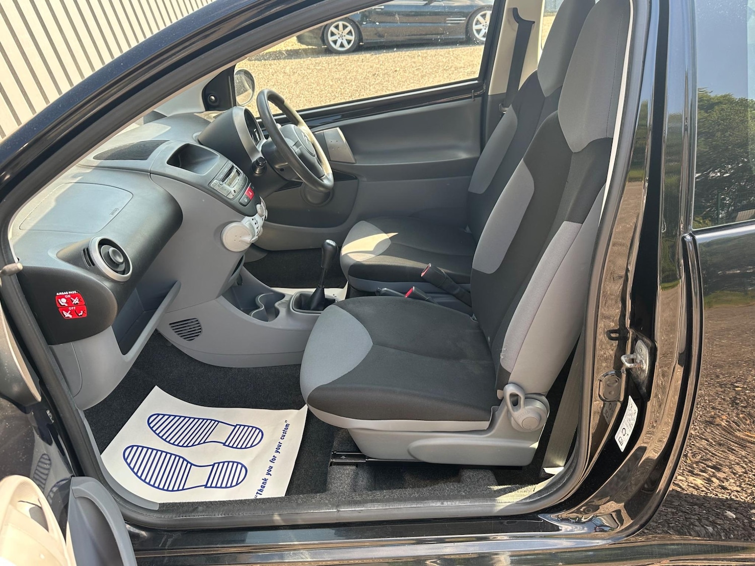 Vehicle 28
