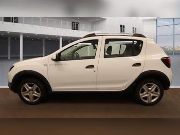 Used Dacia Sandero Stepway 2014 for sale - 75741714: Photo