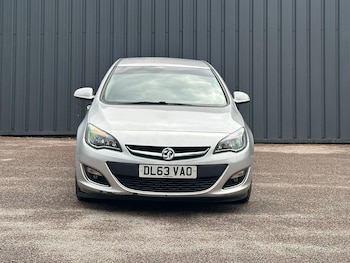 Used Vauxhall Astra 2014 for sale - 75268213: Photo