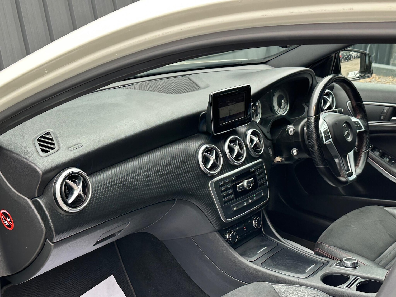 Used Mercedes-Benz A-Class 2013 for sale - 76108851: Photo 42