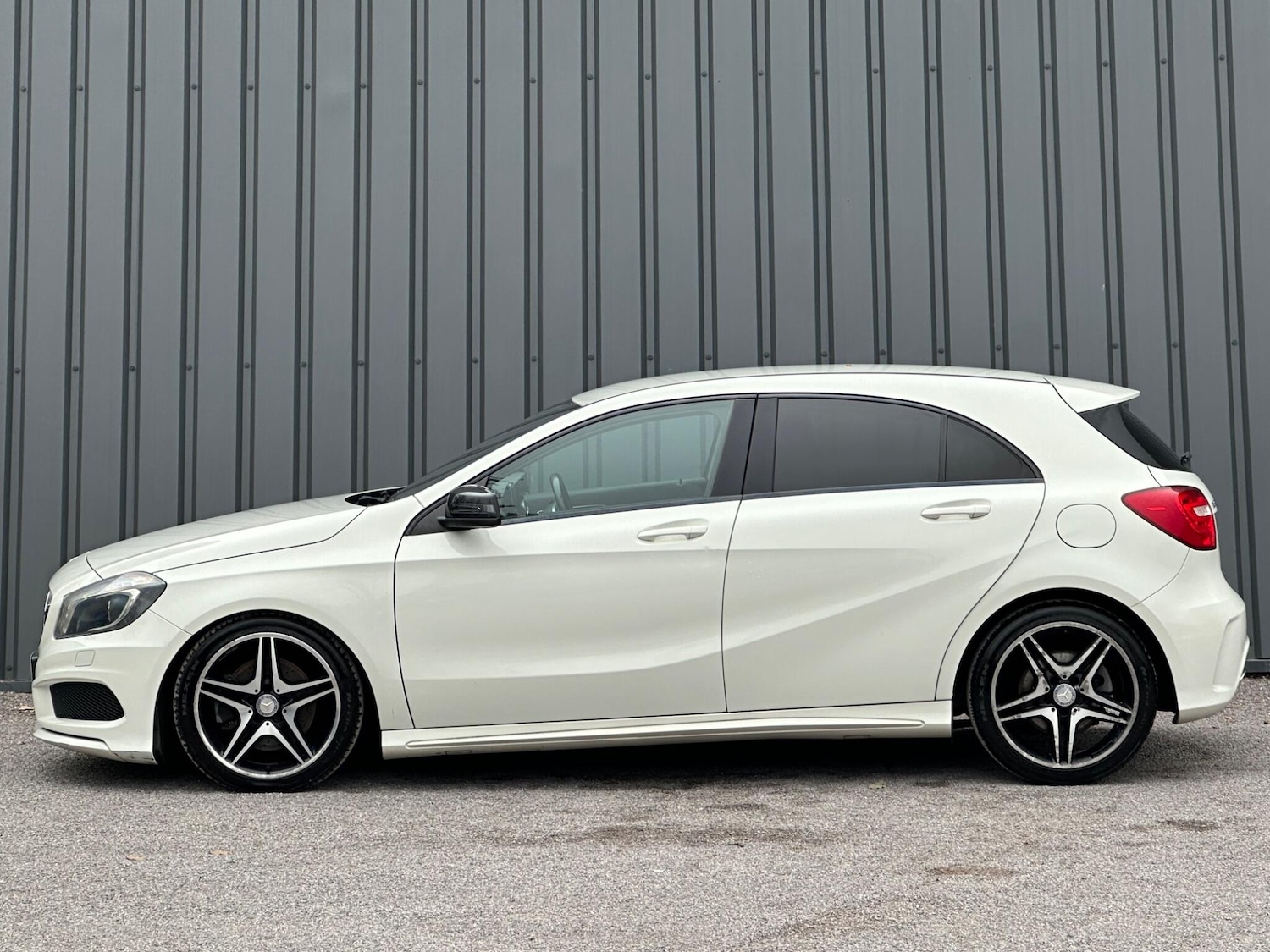 Used Mercedes-Benz A-Class 2013 for sale - 76108851: Photo 7