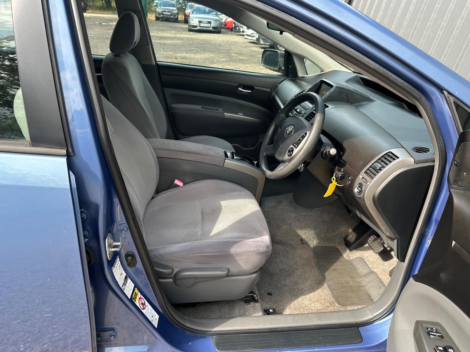 Vehicle 28