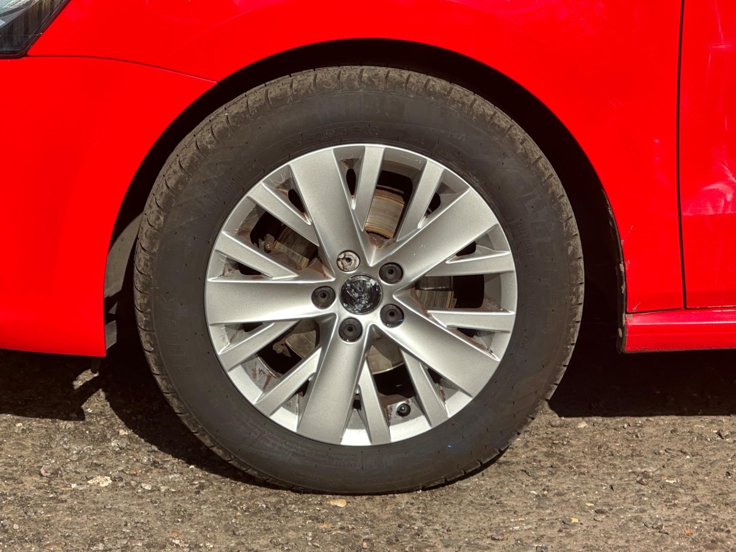 Used Volkswagen Polo 2015 for sale - 76270907: Photo 13