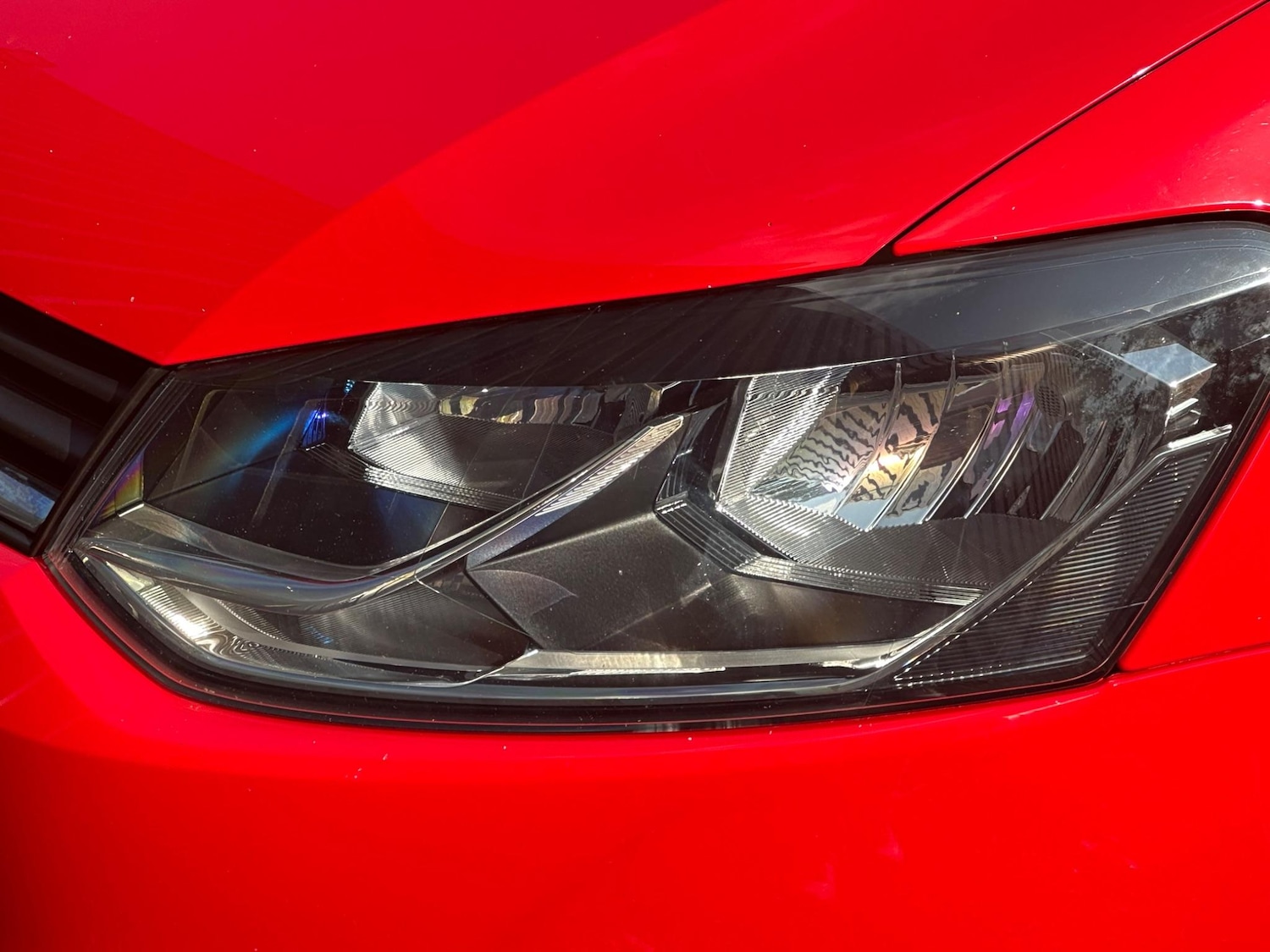 Used Volkswagen Polo 2015 for sale - 76270907: Photo 19