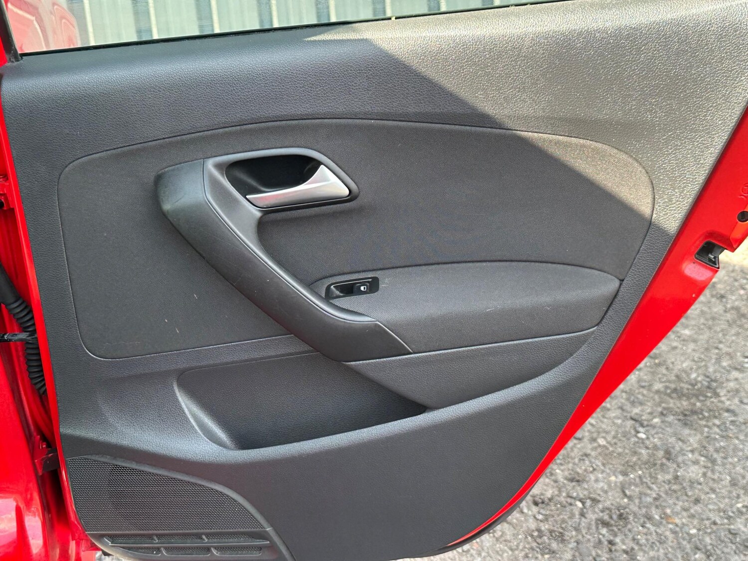 Used Volkswagen Polo 2015 for sale - 76270907: Photo 39