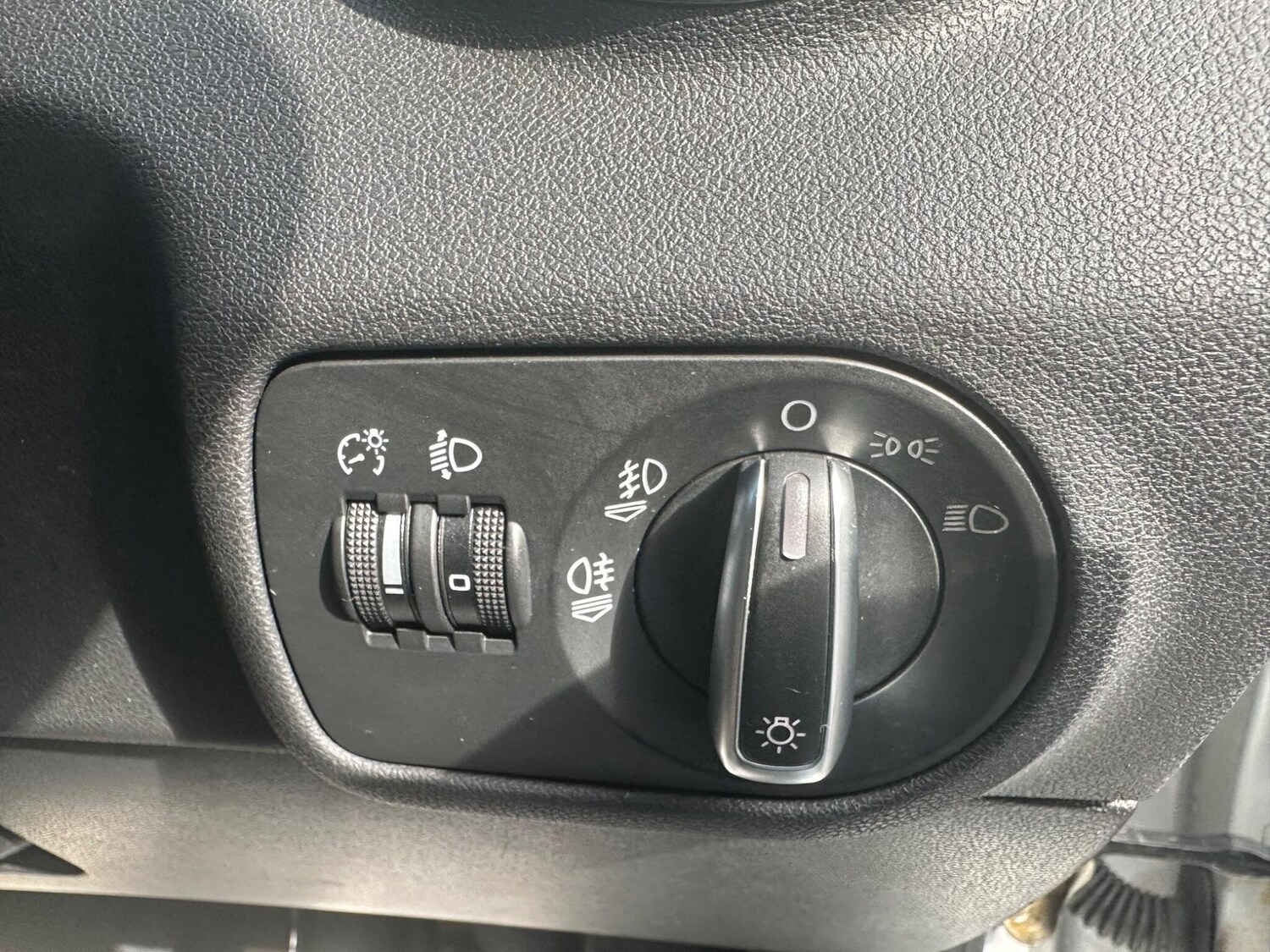 Used Audi A1 2013 for sale - 75990189: Photo 25