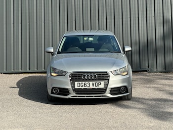 Used Audi A1 2013 for sale - 75990189: Photo 4