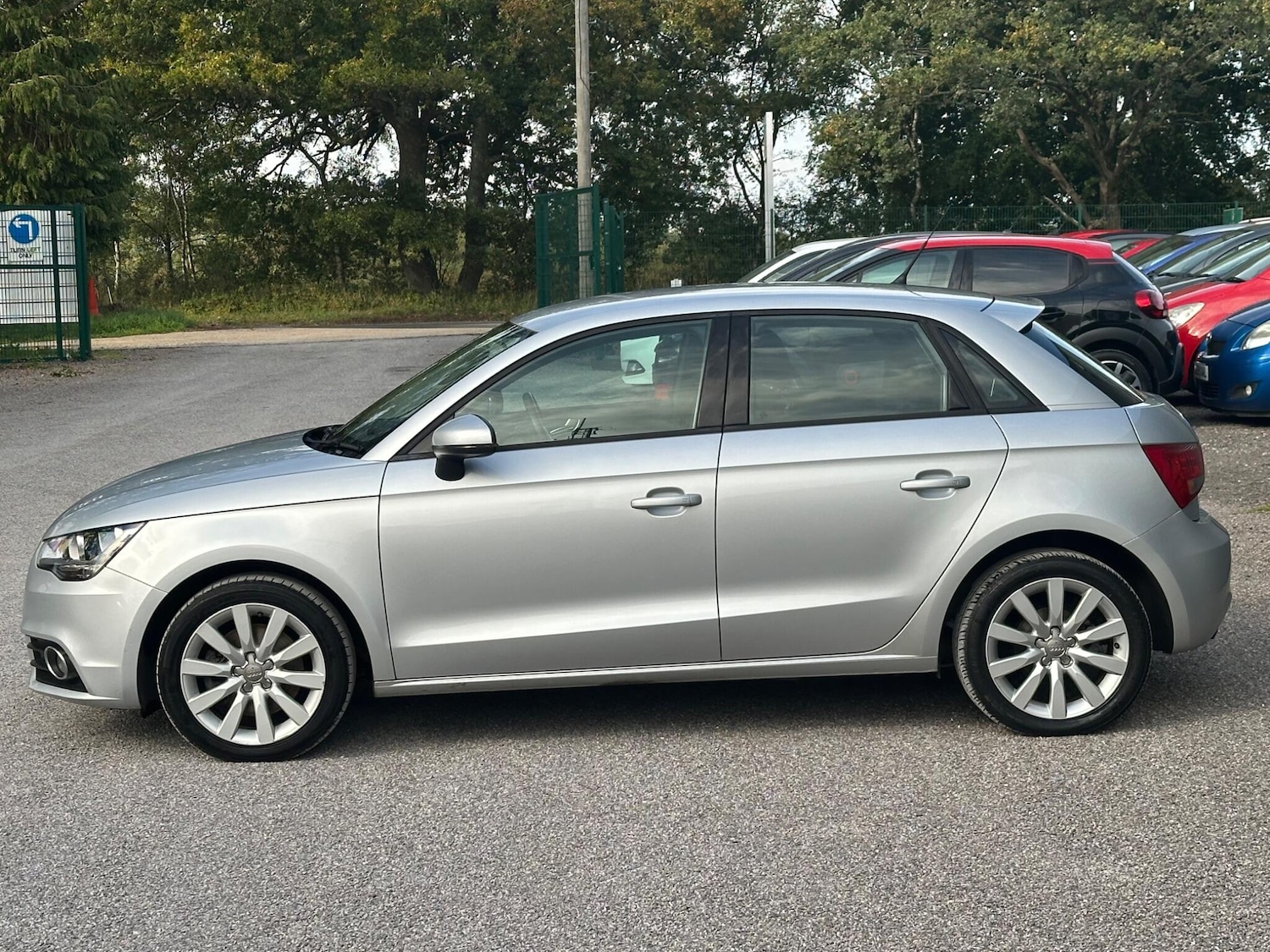 Used Audi A1 2013 for sale - 75990189: Photo 6