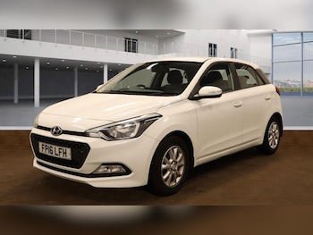 Used Hyundai i20 2016 for sale - 75741656: Photo