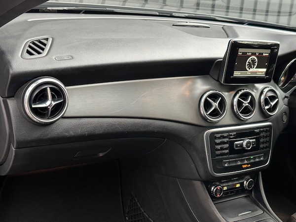 Used Mercedes-Benz GLA 2014 for sale - 76042351: Photo 41